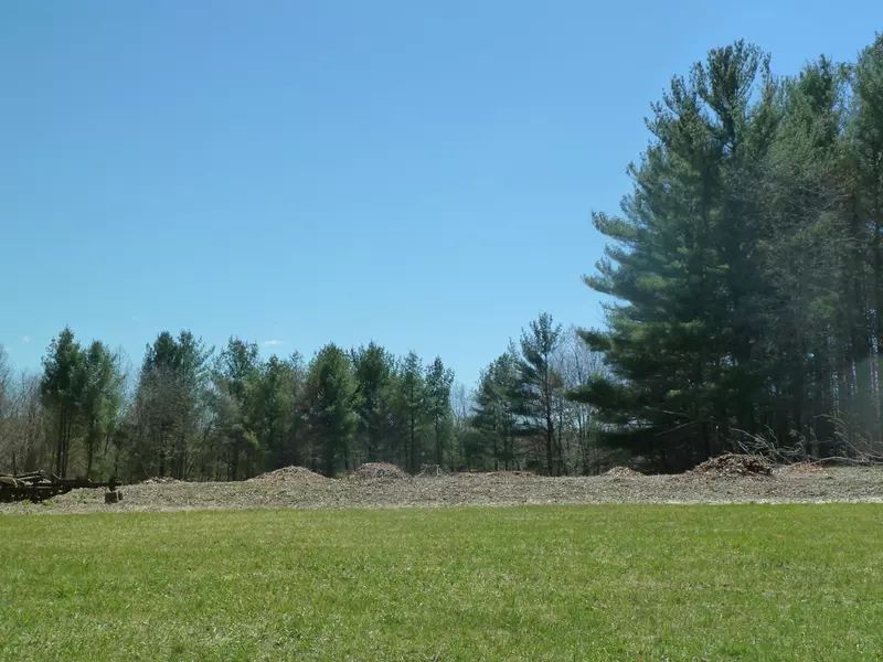 138 Parmenter Road, Bernardston, MA 01337