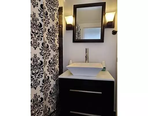 Springfield, MA 01119,1570 Plumtree Rd