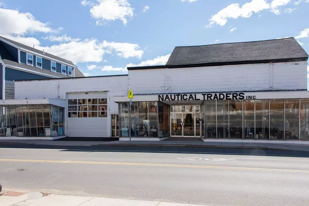 Salem, MA 01970,77 Bridge Street