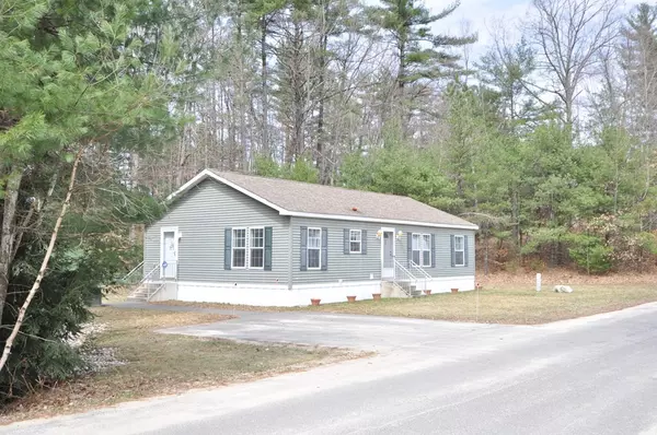 3 Tamarack Place, Londonderry, NH 03053