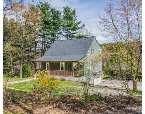 35 Breakneck Rd, Sturbridge, MA 01566