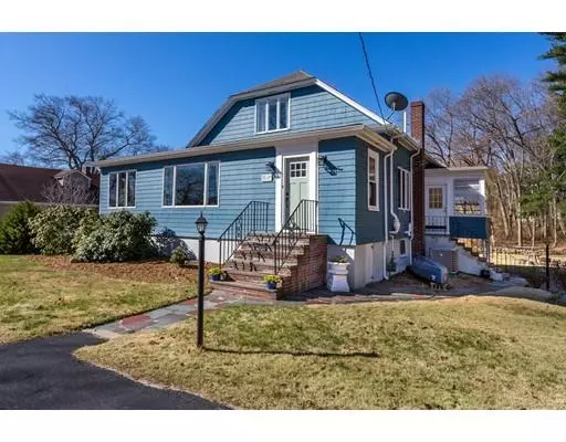 39 Lake Ave, Sharon, MA 02067