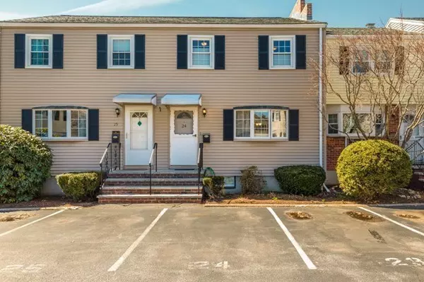 Wakefield, MA 01880,98 Cedar #24