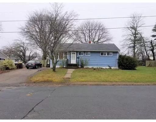 30 Laura Keene Ave, Acushnet, MA 02743