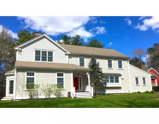 20 Waldingfield Road, Hamilton, MA 01982