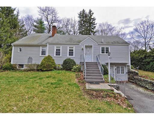 27 Madison St, Wrentham, MA 02093