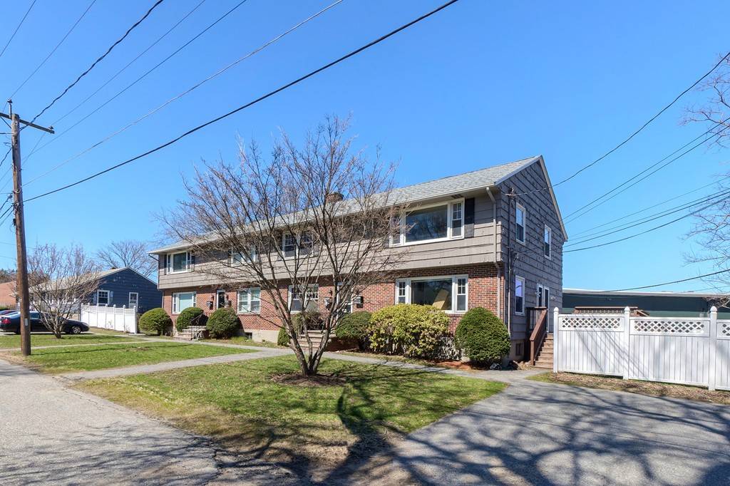 36 Bunkerhill Street #36, North Andover, MA 01845