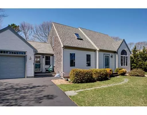 Falmouth, MA 02536,23 Village Lane