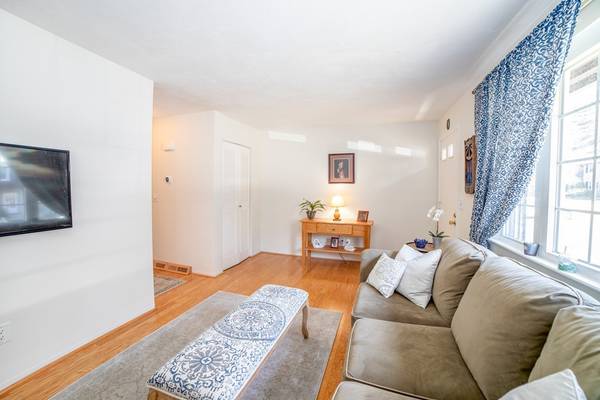 Kingston, MA 02364,3 Treetop Ln. #5