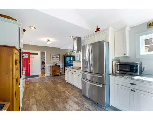 Warwick, RI 02889,105 Beacon Ave