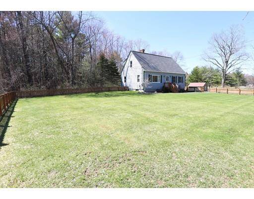 186 Franklin St, Belchertown, MA 01007