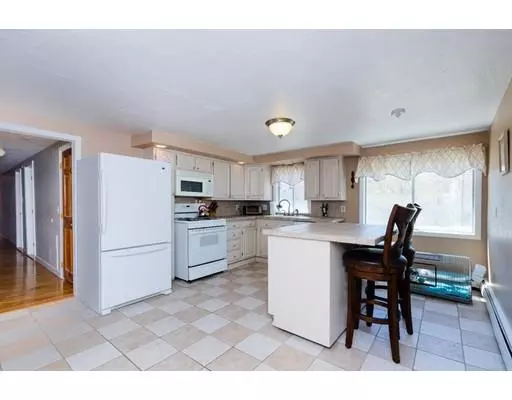 Franklin, MA 02038,598 Maple St