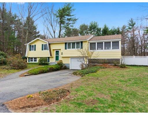 12 Meadowview Rd, Georgetown, MA 01833