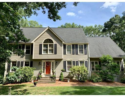 8 Hidden Brick Road, Hopkinton, MA 01748