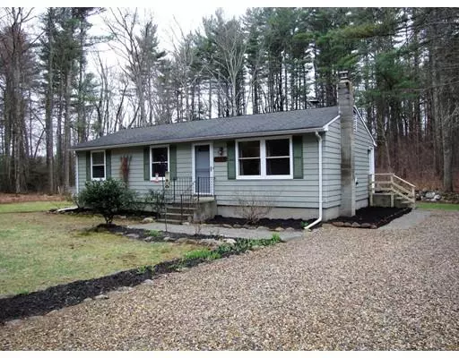 76 Apple Rd, Brimfield, MA 01010