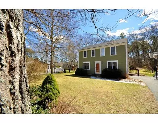 Bourne, MA 02562,12 Hunters Ridge Road