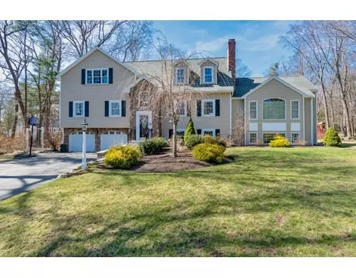 7 Wheeler Street, Lynnfield, MA 01940