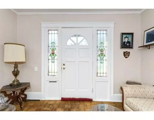 Saugus, MA 01906,4 Briggs Ct