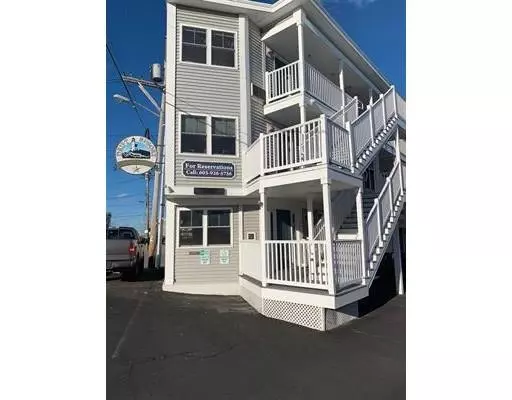 18 Ocean Blvd #20, Hampton, NH 03862