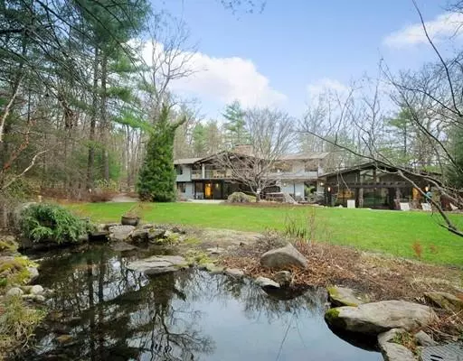 Carlisle, MA 01741,31 Aaron Way