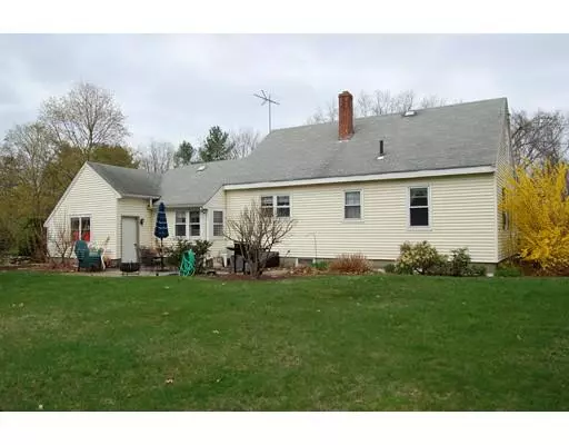 Chelmsford, MA 01824,76 Smith St.