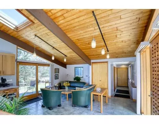 Granby, MA 01033,32 Ferry Hill Rd