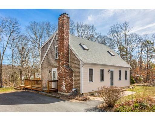 2 Blackthorn Path, Sandwich, MA 02644