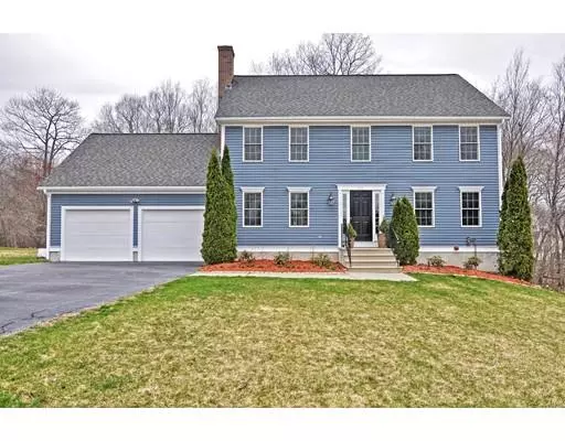 693 Marston Rd, Northbridge, MA 01588