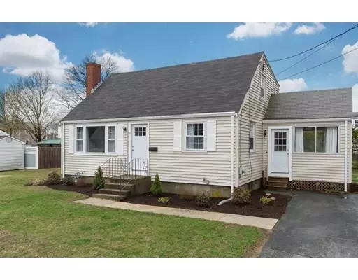 37 Huggins Rd, Rockland, MA 02370