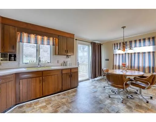 South Hadley, MA 01075,28 Edison Dr