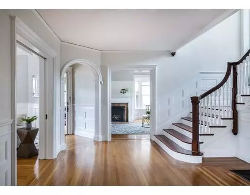 Brookline, MA 02445,73 Windsor Road