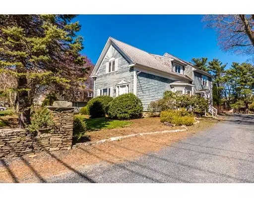 91 Crane Ave South, Taunton, MA 02780