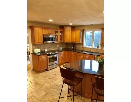 Danvers, MA 01923,21 Lakeview Ave
