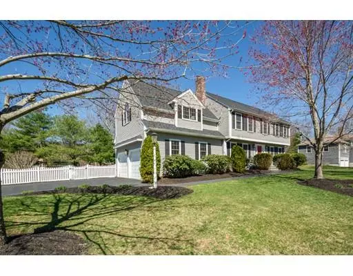 6 Wampanoag Drive, Franklin, MA 02038