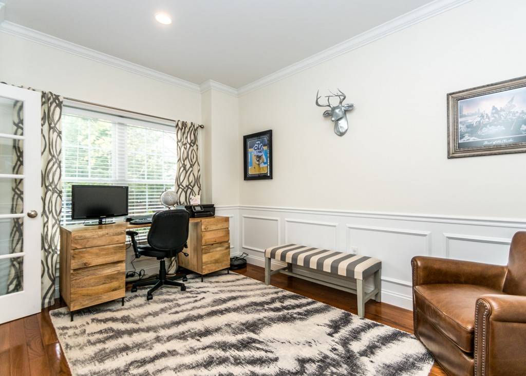Needham, MA 02492,920 Central Ave #920