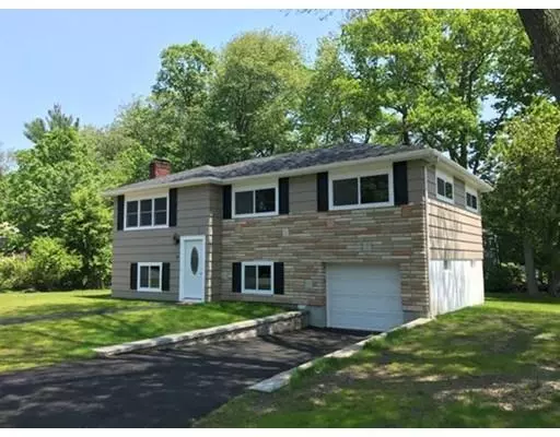 14 Carpenter Road, Lynnfield, MA 01940