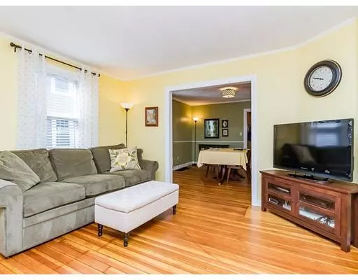 Wakefield, MA 01880,53 Cedar St