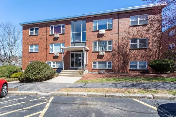 1105 Lexington St #2-3, Waltham, MA 02452