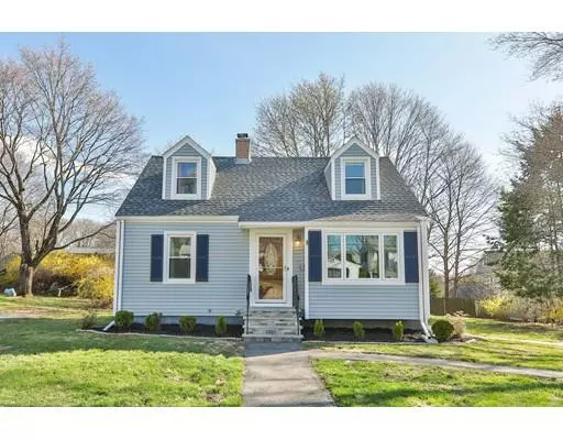 17 Greer St, Waltham, MA 02452