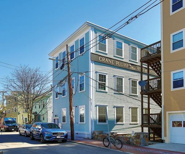 56 Elm St #1, Cambridge, MA 02139