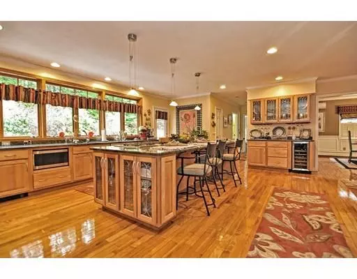 Charlton, MA 01507,101 Blood Rd