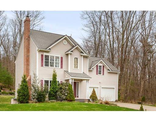 59 Flint Rd, Charlton, MA 01507