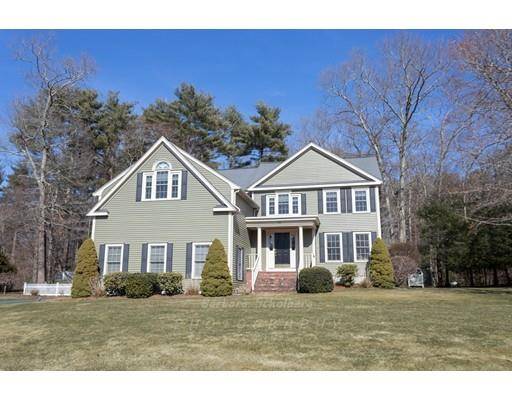 40 Independence Ave, Hanson, MA 02341