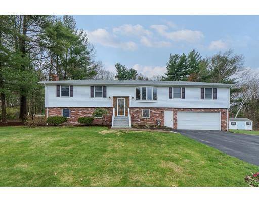 41 Sesame St, Tewksbury, MA 01876