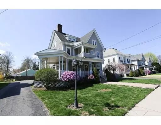 23 Pleasant St, Westfield, MA 01085