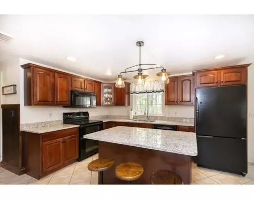 Halifax, MA 02338,69 Highland Cir