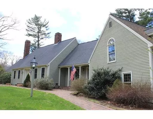 59 Boren Ln, Boxford, MA 01921