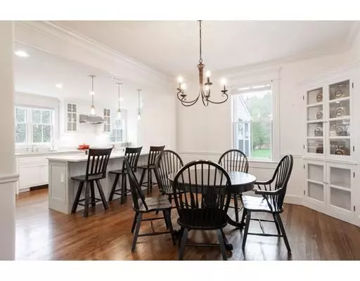 Weston, MA 02493,293 North Avenue