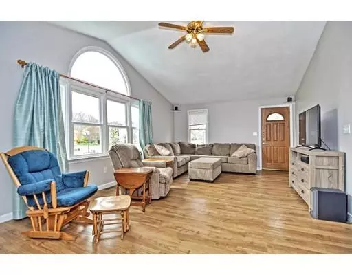 Norton, MA 02766,8 Garrett Drive