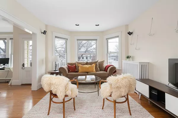 Arlington, MA 02474,62 Everett Street #2